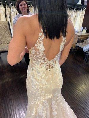 Back of the dress fits perfectly.