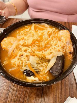 Seafood ramen