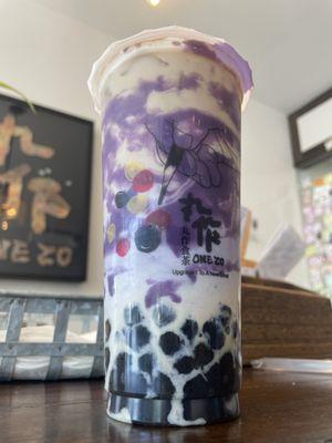 taro milk tea with black sesame boba (large)