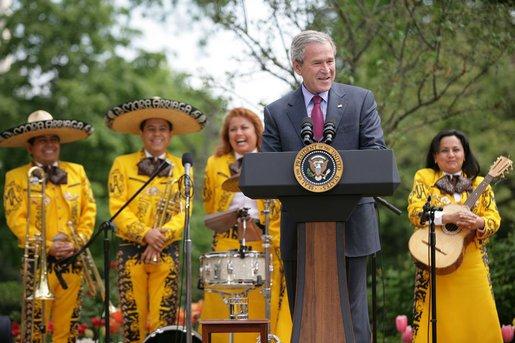 The White House Washington made possible by Emilio Estefan! Best Mariach Show Band Hermanos Mora Arriaga * Best Los Mejores El Mejor Miami