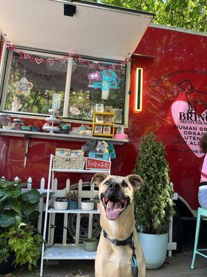 Smiling, in front of my favorite Portland food cart