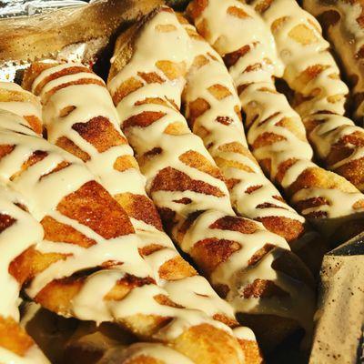 Twisted cinnamon sticks