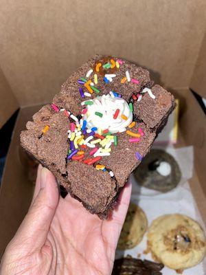 Brownie sprinkle buttercream