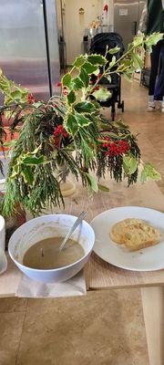 Mushroom leek vegetarian soup. Yum.