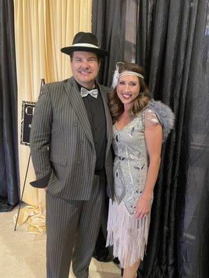 Roaring 20's flapper costume party