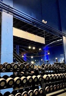 Everything is clean, organized and people re-rack their weights !