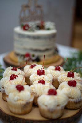 pinapple right side up cake