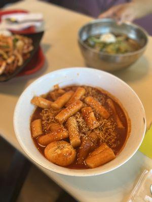 Rabboki (tteokbokki with ramen)- $15.99  IG: @ohmyono