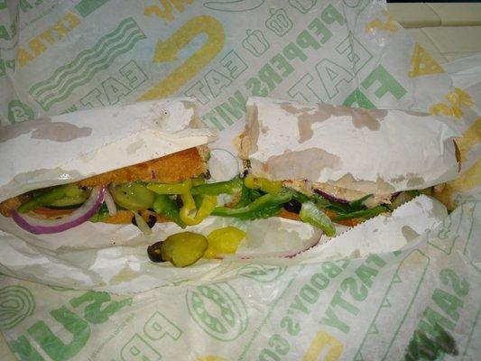 Delicious tuna footlong