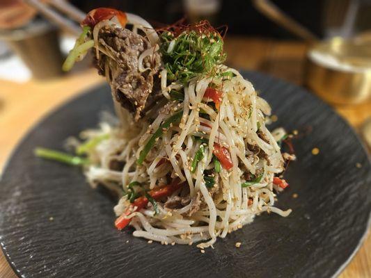 Beef brisket with bean sprouts