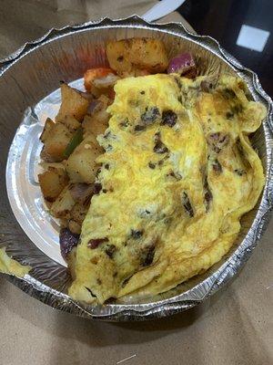 bacon egg and cheese omelette with home fries