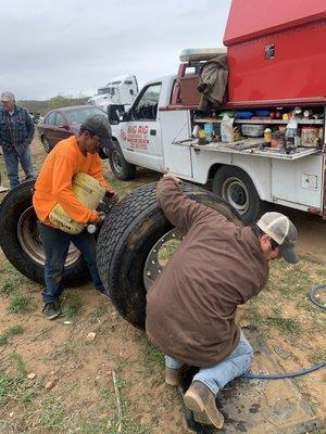 Super Singles tires dismount remount.