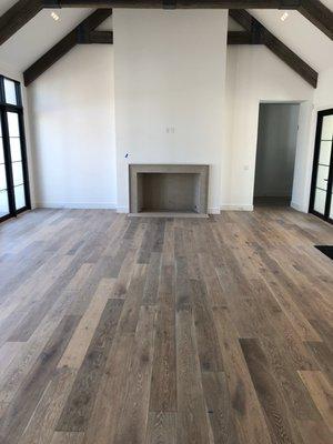 Gorgeous oak floor