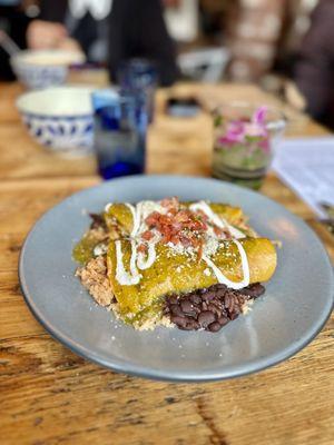 Enchilada de Pollo (Chicken Enchiladas)