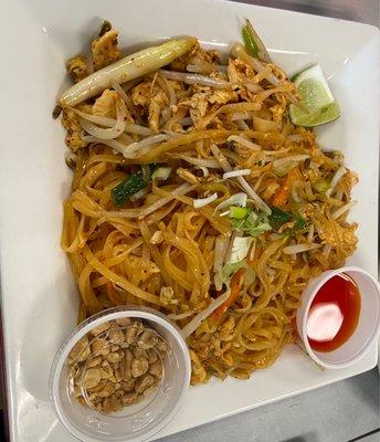 Chicken Pad Thai