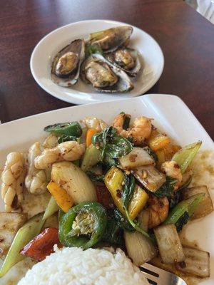 Spicy seafood/ the mussels are a part of the whole plate, we just took them out separately. Again, perfect in taste!