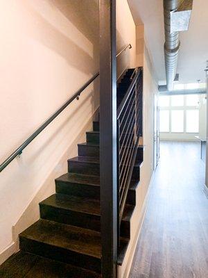 $1667 after specials - 1 Bed + Loft Split-Level/1.5 Bath - 1085 sq ft. - Design District