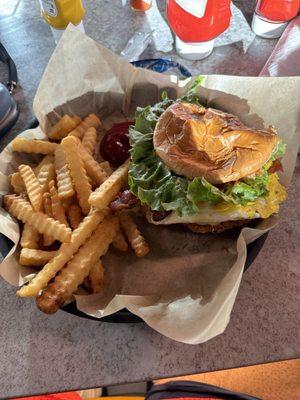 Chicken Sandwich with fries