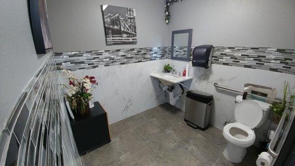 We were told many times that we have the cleanest restroom out of all the automotive repair shop customer's ever visited. We think so too.