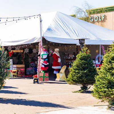 Santa experience at Wagner Tree lot