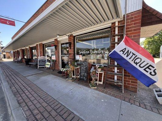 Southern Branches Store Front in beautiful downtown Harlem Ga