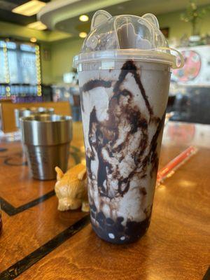 COOKIES & CREAM FRAPPE