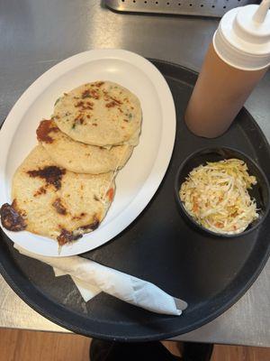 Pupusas de Loroco