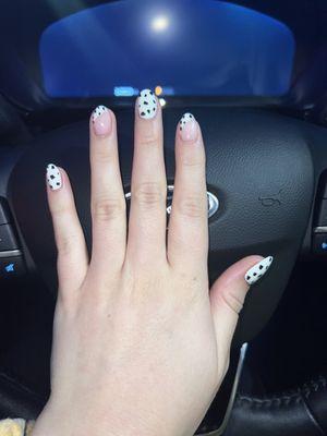 design manicure dip + gel dalmatian print :)