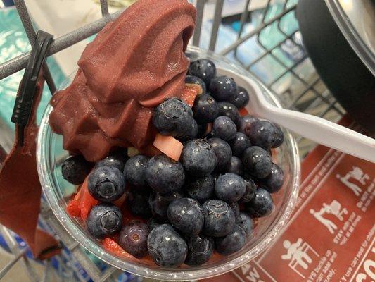 Açaí bowl (they ran out of granola and used crushed banana chips)