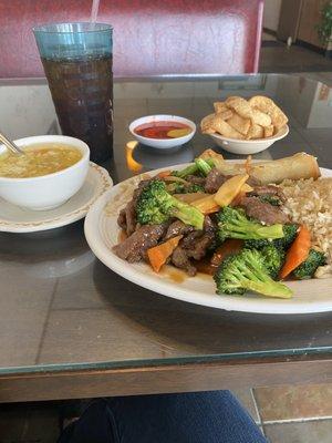 Beef with Broccoli Lunch Special.