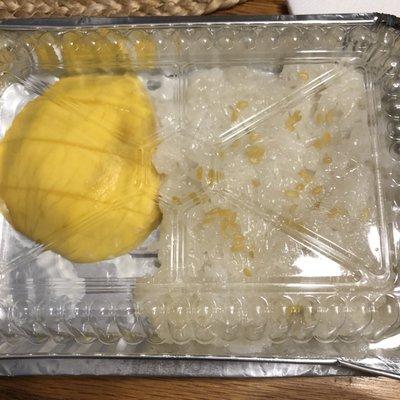 Mango with sweet sticky rice