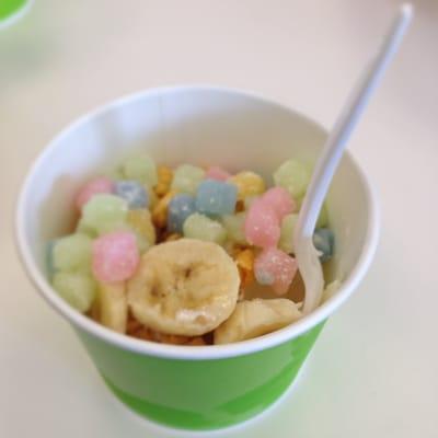 Vanilla with captain crunch, mochi, and banana! Mmm