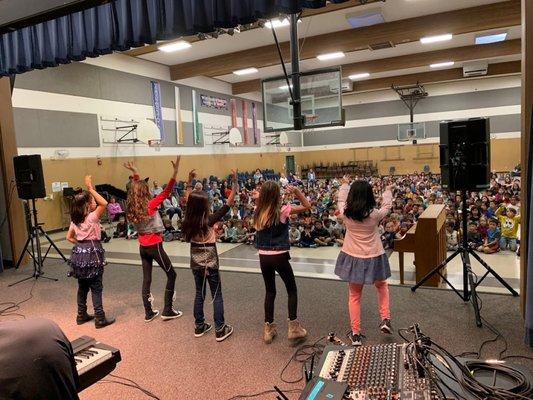 The girls rocked their performance at Deer Canyon!  Thank you Music Pillars!