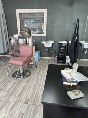 Salon ready for any hair appointment   ‍ this place is lovely