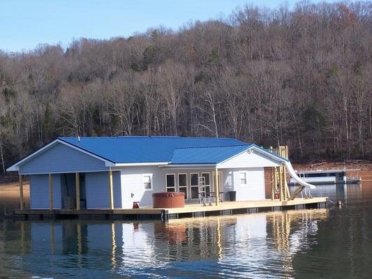 Rental Floating House