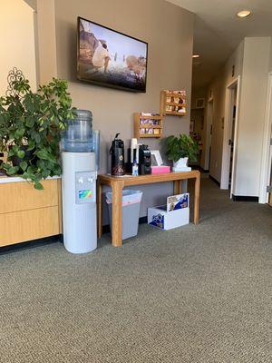 Coffee, water and cookies in lobby