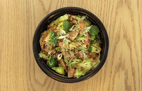 Chicks Teriyaki Bowl served with rice or noodles