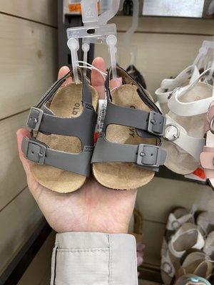 Such cute sandals!