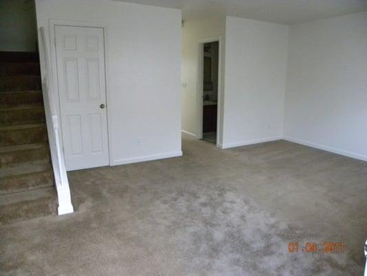 3BD Townhouse Entry/Living Room