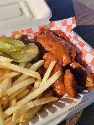 West Coast Hot Chicken: Sweet & Spicy Chicken Tenders. Bomb AF, highly recommend!