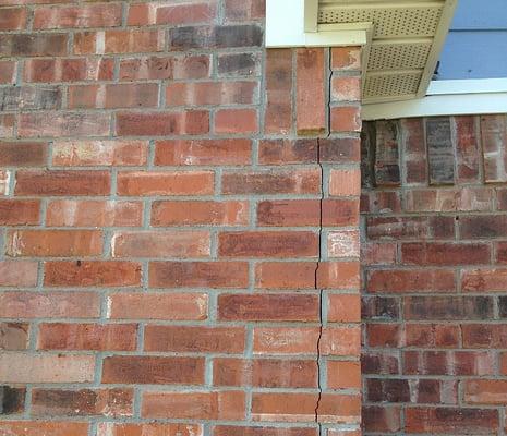 Cracked Wall Corner (Before). Corners are often susceptible to cracks due to expansion of the masonry (not a foundation issue).