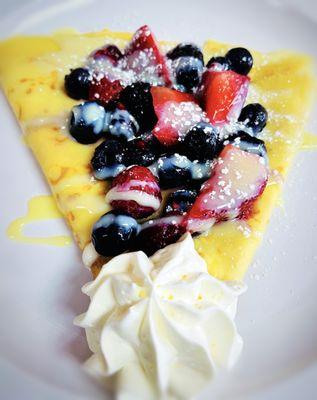 Mixed Berries Crepe.