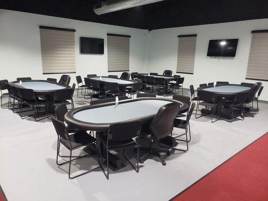 5 Custom card tables in main area and 1 private table for groups.