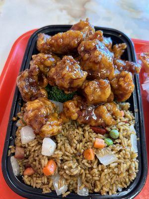 C17. General Tso's Chicken combo