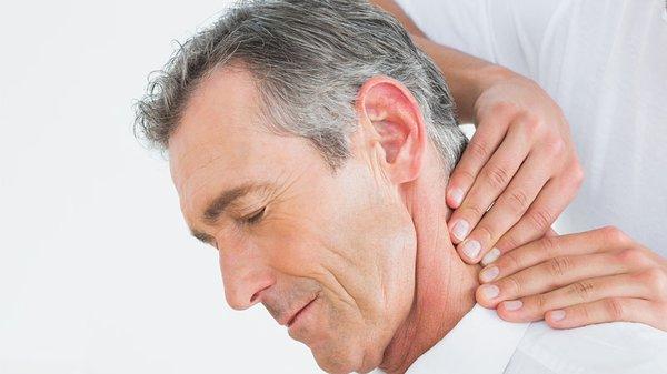 We Provide Effective Non-Invasive Neck & Shoulder Pains Chiropractic Treatment in Fort Myers 
 
 Top-Rated Chiropractors in Fort Myers, FL