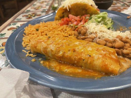 enchilada and combo taco with ranchero beans I was a member of the clean plate club that night.