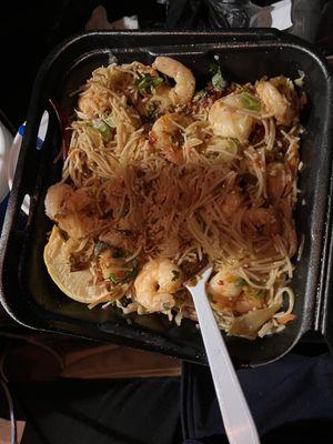 garlic butter, shrimp with pancit