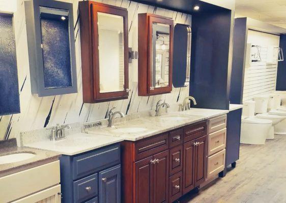 Doylestown GSI Bath Showplace Showroom: Bathroom cabinets, faucets, mirrors, toilets