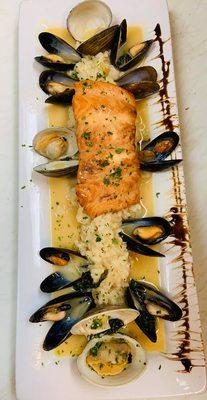 Salmon seafood special