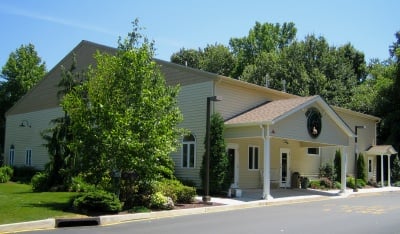 Route 516 Animal Hospital is owned and operated by Dr. Gale M. Flanagan since 1994.